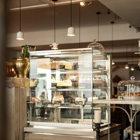 Kuehbacher Szálloda *