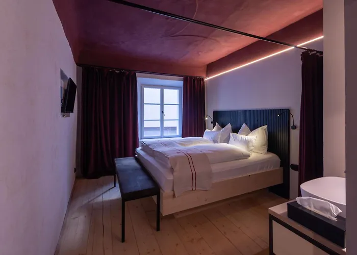 Отель Kuehbacher