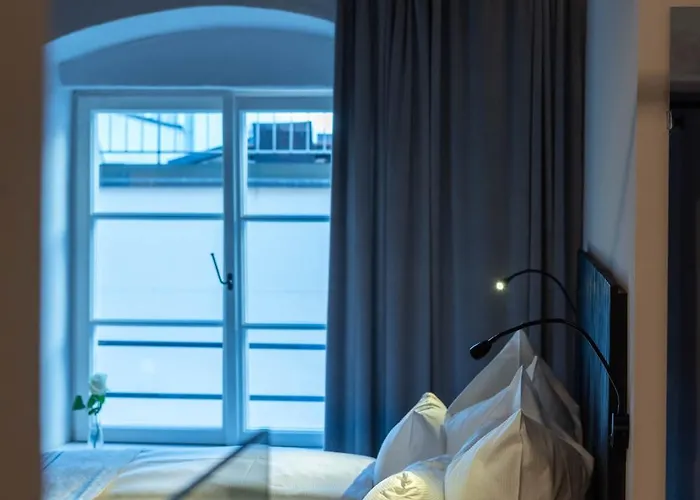 Kuehbacher Отель