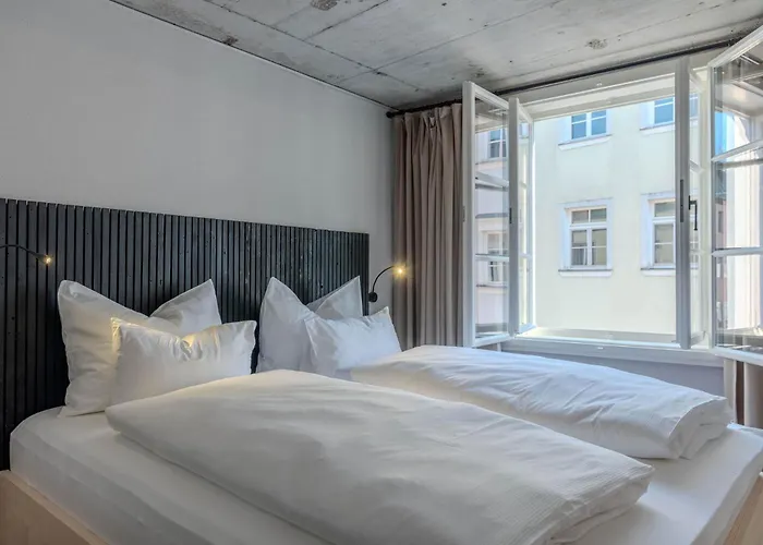 Kuehbacher Отель Пассау