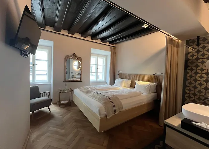 Kuehbacher * פסאו