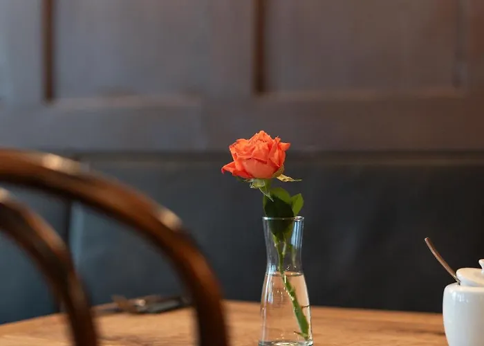 Kuehbacher Отель *