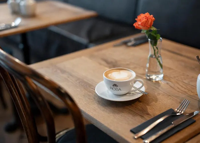 Kuehbacher מלון *