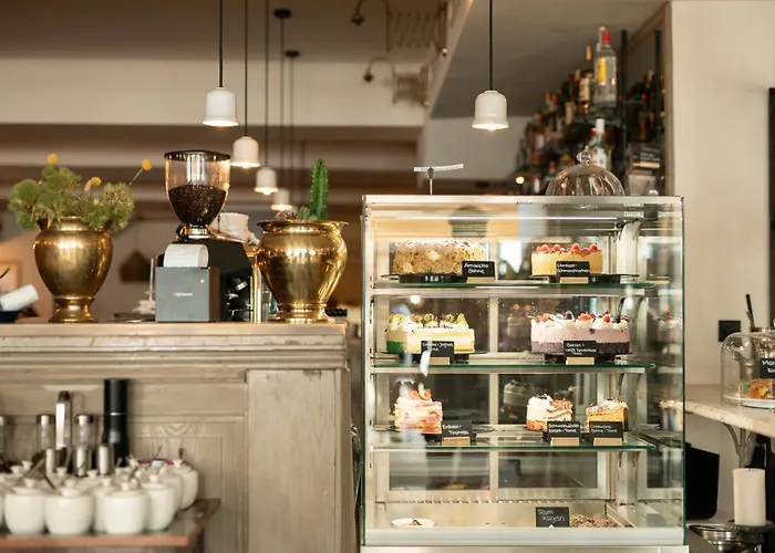 Kuehbacher Отель *